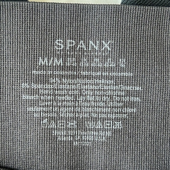 SPANX LOOK AT ME NOW BLACK CAMO LEGGING Size M - Picture 14 of 14